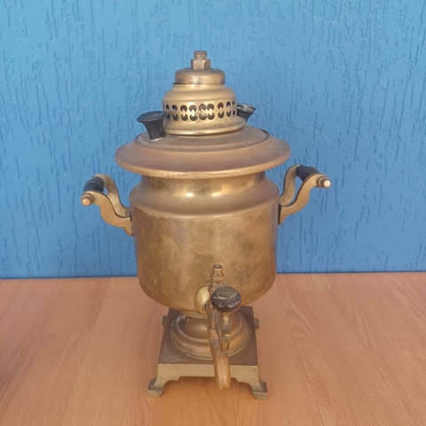 Grande Samovar em Bronze