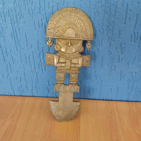Faca cerimonial Inca em bronze com iscrição de PERU
