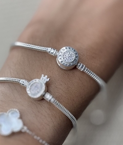 Pulseira para berloques botão cravejado - comprar online
