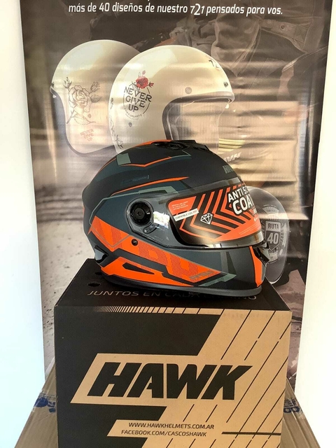 CASCO HAWK RS1 ALPHA NEGRO/NARANJA + GUANTES DE REGALO