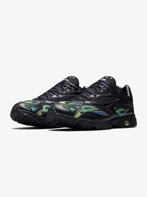 NIKE X SUPREME SPECTEUM