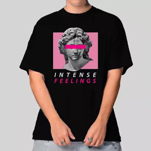 Camiseta Masculina Oversized Intense Feelings