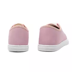 Tênis Feminino Casual Classic na internet