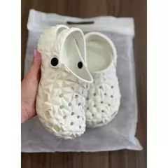 Sandália Crocs Feminino 3D EVA - comprar online