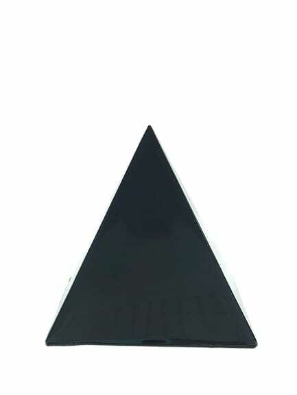 Pirâmide Orgonite Black Proteção com Nanotecnologia