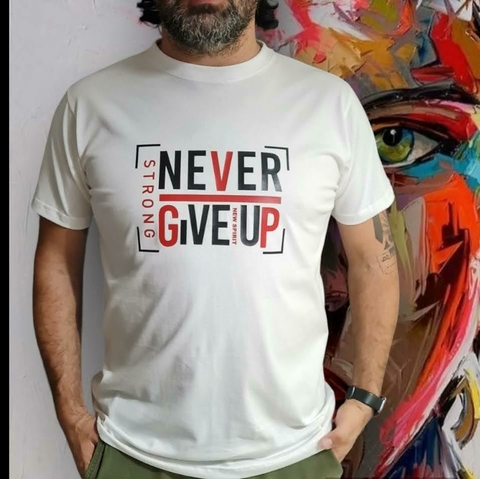 Remera Never Up