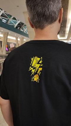 BoutiqueDex #025 - Camiseta Pikachu na internet