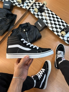 BOTA V A N S SK8-HI BLACK/WHITE na internet