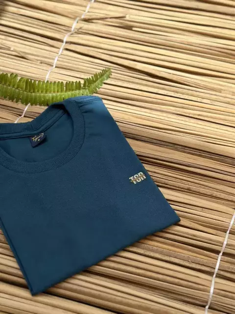 Camisa TGR Premium Azul Petróleo - comprar online
