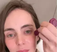 Bálsamo multiuso de calcio – Hidrata, suaviza y borra líneas sin cirugías ni químicos.