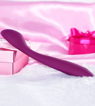 Estimulador Clitoriano LUXO Recarregável 5 Velocidades - KERI - SVAKOM Vinho - comprar online