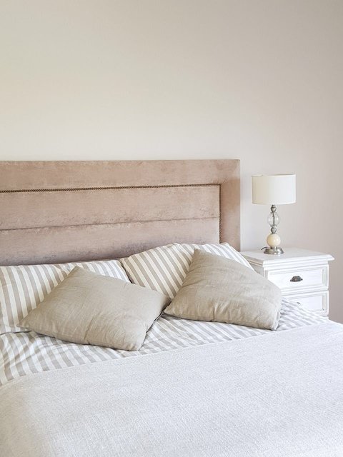 Respaldo de cama ITA