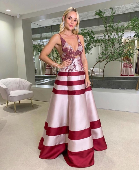 VESTIDO MARSALA ZIBELINE PRONCESA SEMI BORDADO