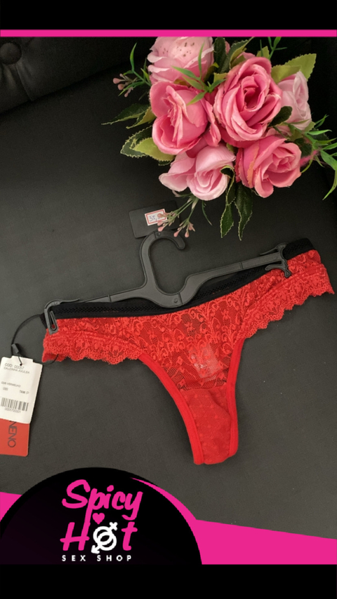 Calcinha em Renda Garota Veneno vermelha