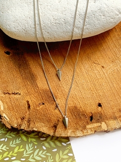 Collar plateado multi vueltas INDY en internet