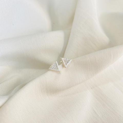 Brinco V Cravejado Prata 925