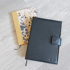 Imagen de Funda Personalizada con agenda artesanal