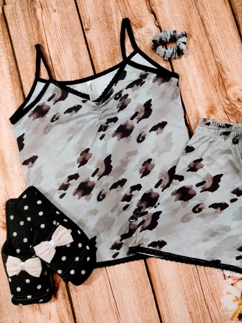 Short doll malha fria com renda - loja online