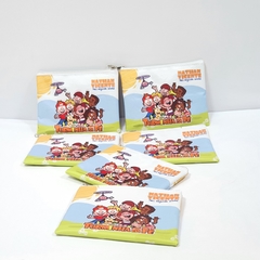 Nécessaire de bolsa no tema Turminha da fé para lembrancinha na internet