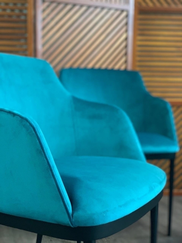 Cadeira Garne Slim Braço M.ttisa - Club Mobili | Moveis e Artigos de Decoraçao de Design