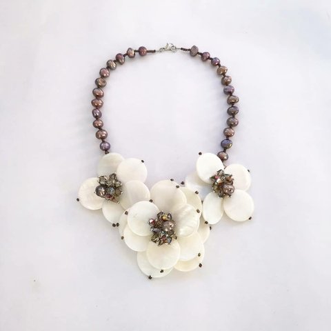 Collar Clara
