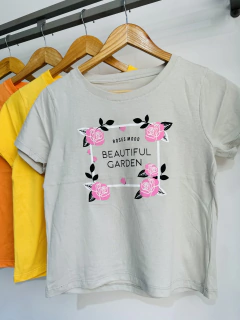 Remera algodón BEAUTIFUL GARDEN (T. Aprox M/L) en internet