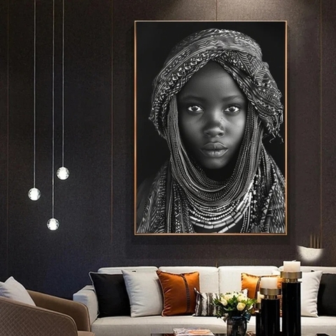 Retrato Étnico - Fotografía en Blanco y Negro de Cultura Tribal #2 - comprar online