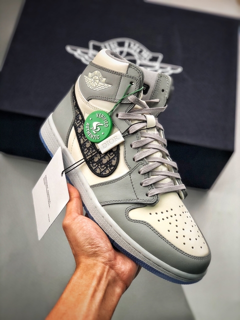 DIOR x NIKE AIR JORDAN I