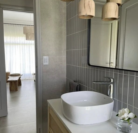 Azulejo Subway Finlandia Acuarela 5x20 cm cinza gris brillante (SEGUNDA CALIDAD)