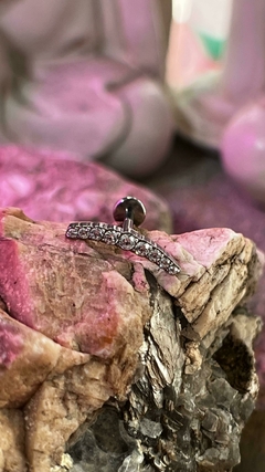 Piercing multistrass curvo