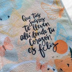 TOALLITA DE MANO "QUE TUS SUEÑOS TE LLEVEN" en internet