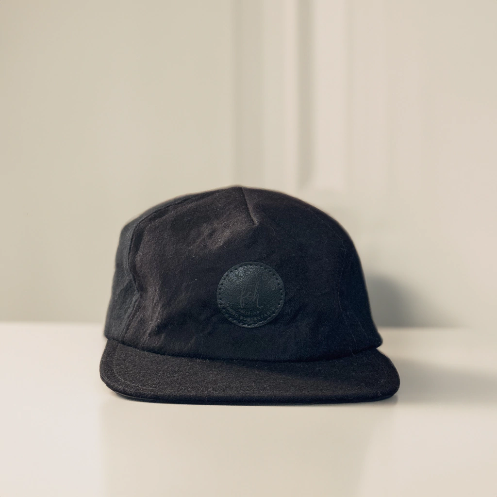Gorra 5 paneles Negra