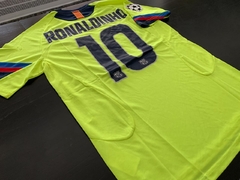 Camiseta RETRO Barcelona Suplente 2005/06 Fluor Ronaldinho - Janisal Deportes