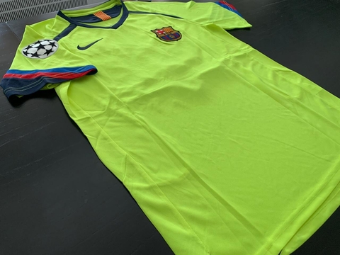 Camiseta RETRO Barcelona Suplente 2005/06 Fluor Ronaldinho