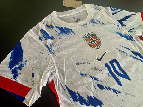 Camiseta Noruega DRI-FIT Suplente 2024/25 Odegaard 10 Match Blanca