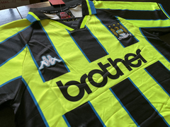 Camiseta RETRO Manchester City Suplente 1998/99 Fluor en internet