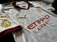 Camiseta Manchester City Suplente 2023/24 Blanca Julian Alvarez - Janisal Deportes