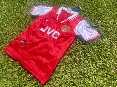 Camiseta RETRO Arsenal Titular 1996/98 Bergkamp - Janisal Deportes