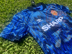 Camiseta RETRO Manchester United Suplente 1992/93 Azul Cantona en internet