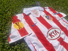 Camiseta RETRO Atletico Madrid Titular 2010/11 Kun Aguero en internet