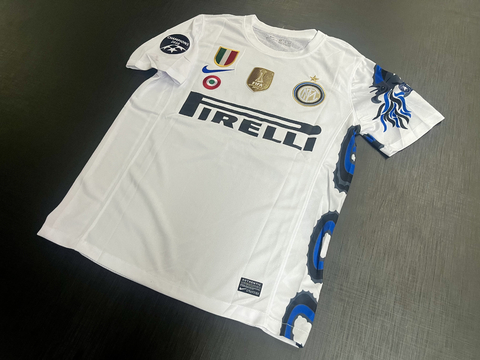 Camiseta RETRO Inter Suplente 2009/10 Milito 22