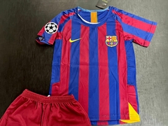 Kit de Niños Retro Barcelona Titular Ronaldinho 2005/06 - comprar online