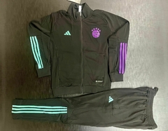 Conjunto Bayern Munich Negro 2023/24 en internet