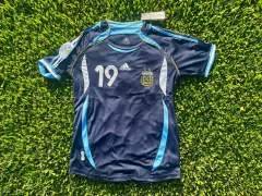Camiseta RETRO Argentina Suplente Messi 2006 - comprar online