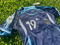 Camiseta RETRO Argentina Suplente Messi 2006 en internet