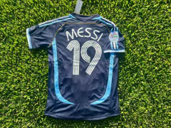 Camiseta RETRO Argentina Suplente Messi 2006 - tienda online