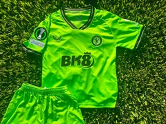 Kit de Niños Aston Villa Verde Martinez 2023/24 - Janisal Deportes