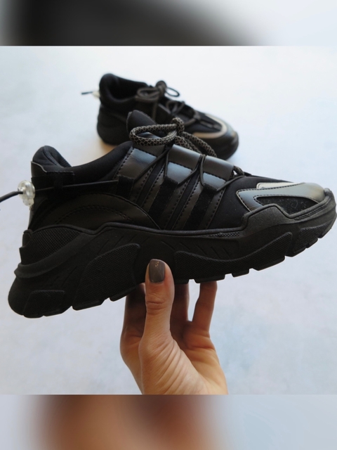 Sneaker Narvik total black