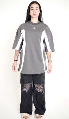 Camiseta Oversized Clipping Cinza - Diretoria Company