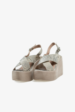 MAGDA - comprar online